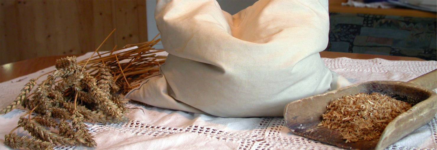 Fate il pieno di salute con i cuscini di spelta di farro